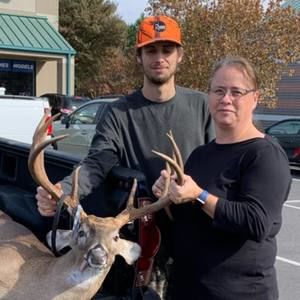 Meet your Posher, Jeramie